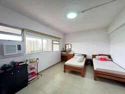 Blk 410 Jurong West Street 42 (Jurong West), HDB Executive #617777701